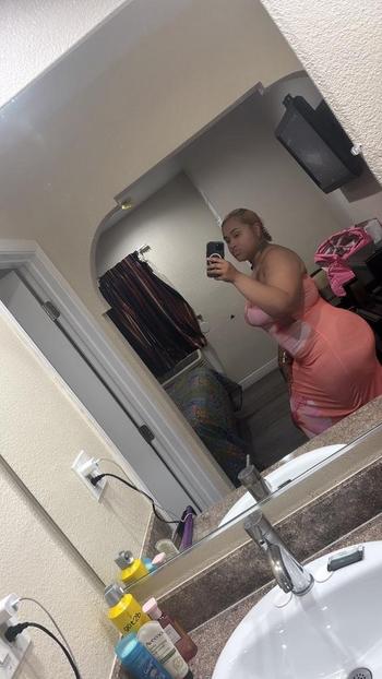 Diamond, 22  female escort, Concord